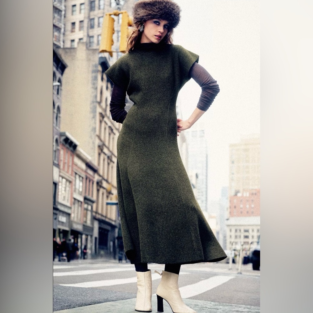 Zara LONG KNIT DRESS